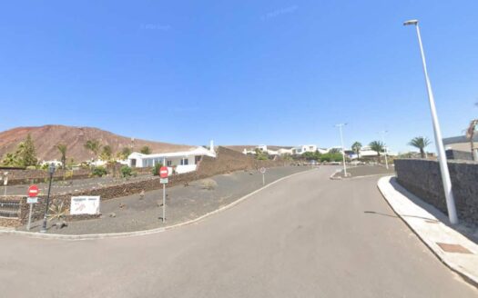 Building plot for sale in Playa Blanca
