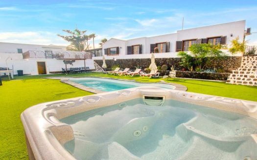 Two Independent Properties For Sale In Guime