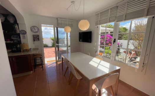 Detached 4 bed villa with pool in Tias