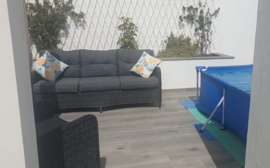 Beautiful detached house with sea views