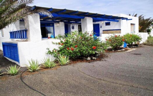 Stunning Seaside Villa On The Island Of La Graciosa