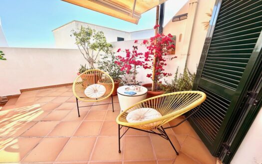 Semi-Detached Duplex In Costa Teguise