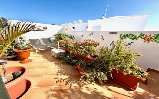 Semi-Detached Duplex In Costa Teguise