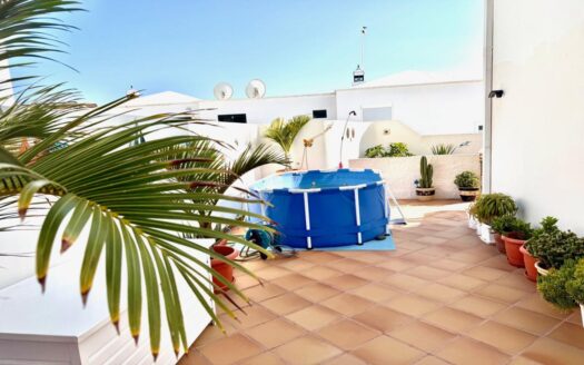 Semi-Detached Duplex In Costa Teguise