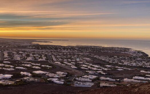 Building plot for sale in Playa Blanca